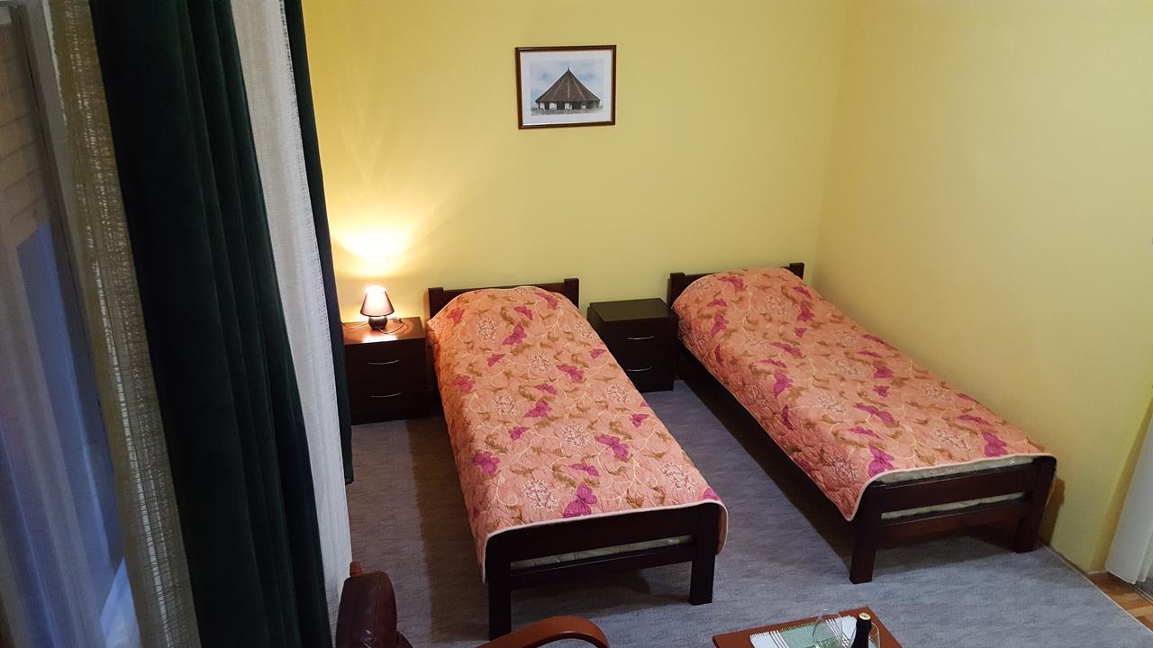 Apartment Roxana Centar Novi Sad Eksteriør billede